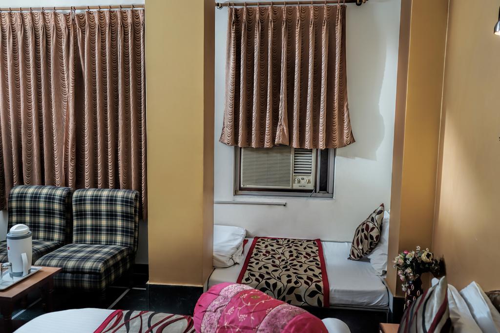 Hotel Laxmi Palace Udaipur Bagian luar foto